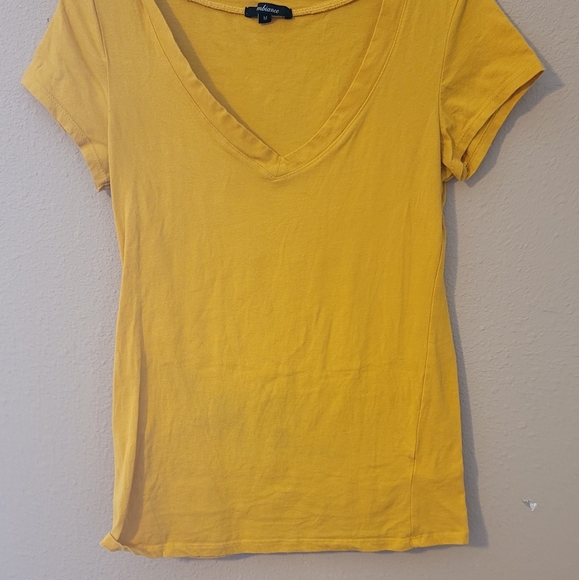 Shirt - Picture 2 of 3